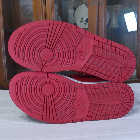 Clean Pr @VNTG Nike Air Jordan 1 Rivals, Retro Pomegranate Sneakers Woman’s Sz 8 - Picture 6 of 8